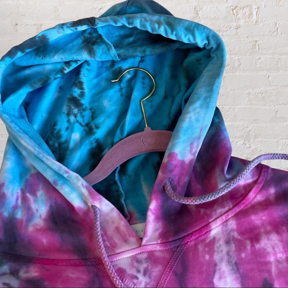 Tie Dye Sweatshirt - Picture 7 of 10